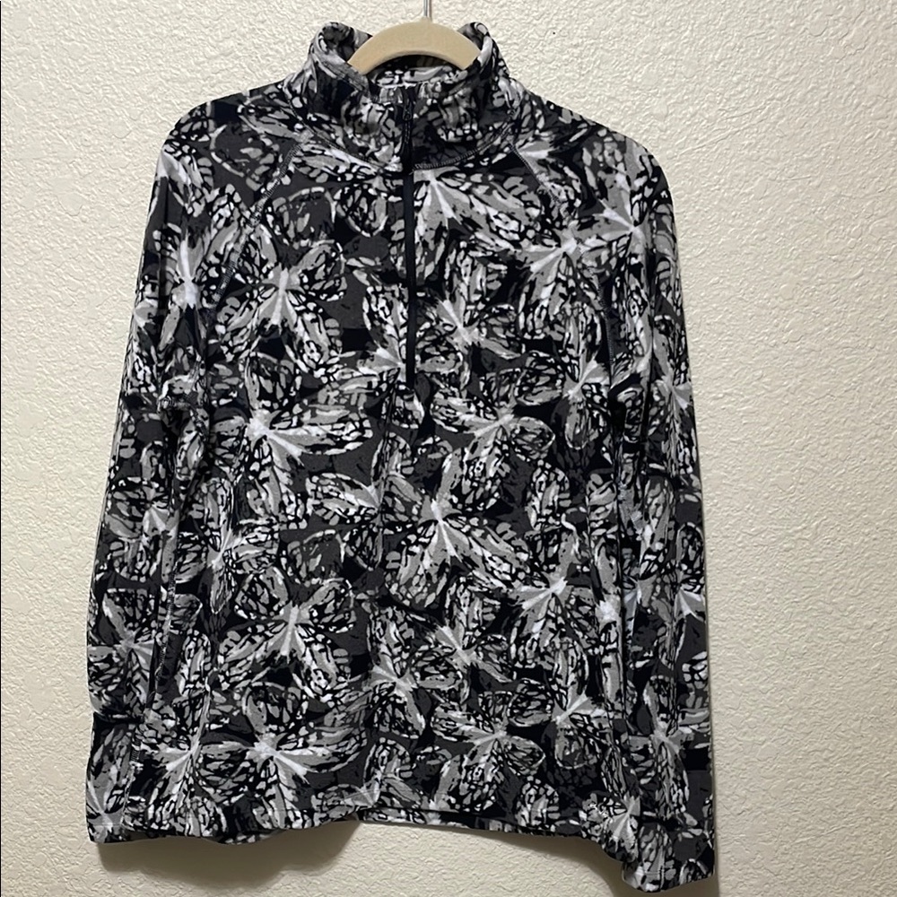 Eddie Bauer Women's Black And White Fleece Quarter Zip Jacket. Good Condition.